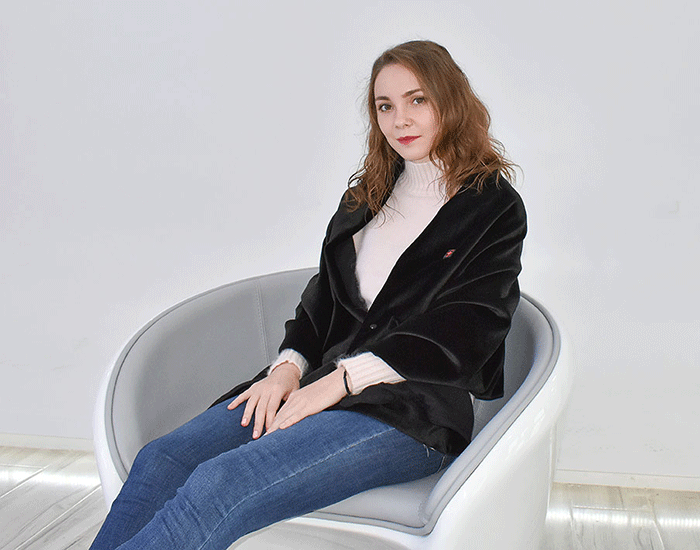 石墨烯發電熱服防寒保暖的核心是什么